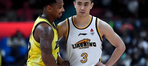 开云体育官方-新疆男篮外援助球队取胜，表现抢眼