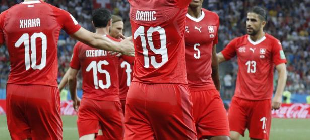 开云体育官网入口-瑞士奋力抵抗瑞典，止步欧洲杯四强赛的简单介绍