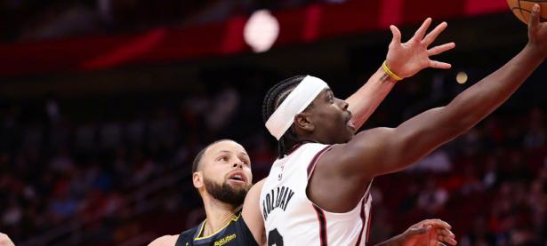 开云体育网站-包含热火客场遭遇惊险战，扳倒骑士的词条