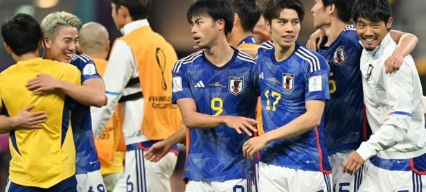 开云体育电竞-职业足球联赛中强队实力碾压的简单介绍