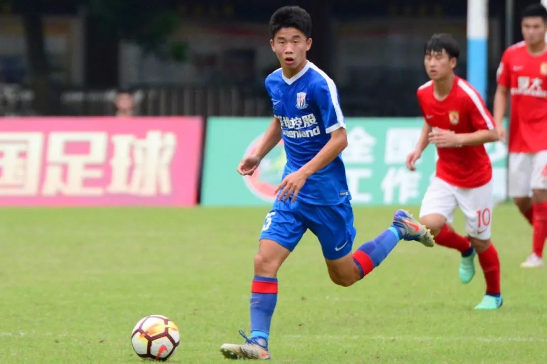 关于上海绿地申鑫主场不敌广州恒大,积分保持不变的信息 关于上海绿地申鑫主场不敌广州恒大,积分保持不变的信息