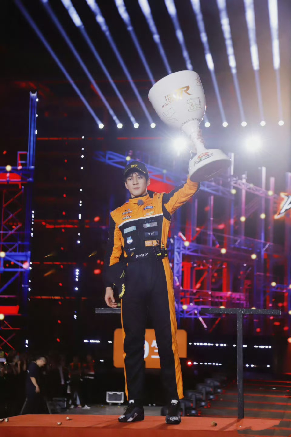 关于夺冠!选手们用实力征服了全场观众的信息 关于夺冠!选手们用实力征服了全场观众的信息